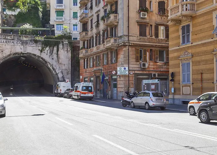 Colore E Stile Nel Centro Di Genova By Wonderful Italy